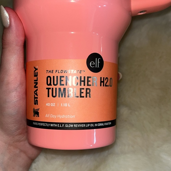 Limited Edition 40 oz Elf Stanley and tumbler lip oil holder - Coral - Picture 3 of 4